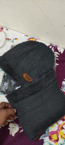 Beanie Wool Cap With Neck Warmer photo review